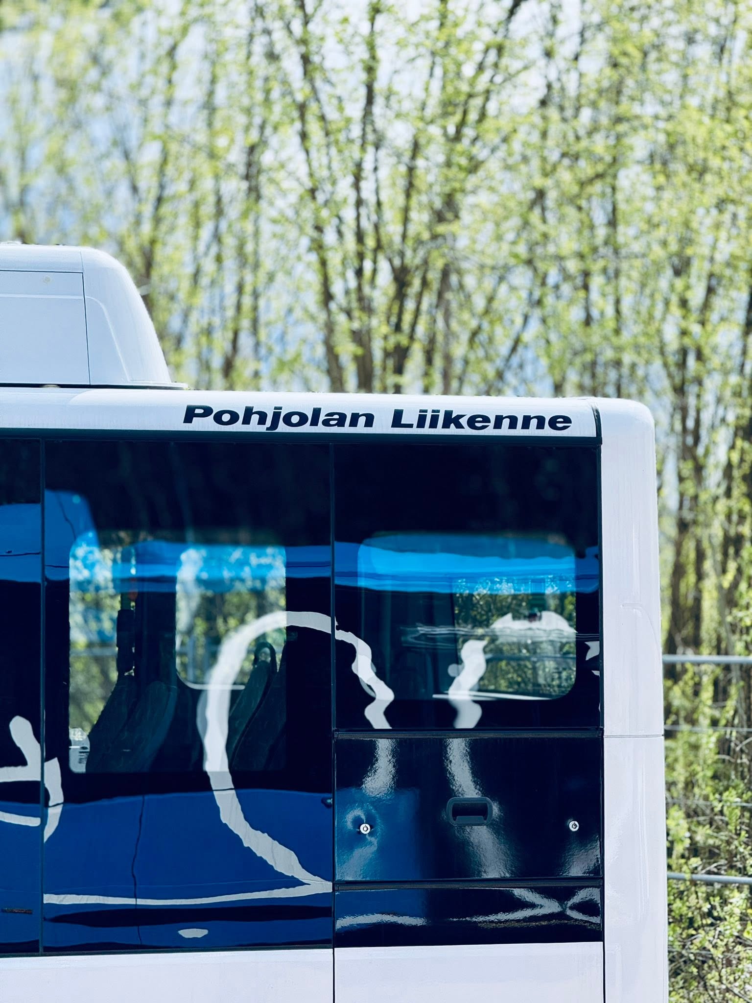 Luminator Display Systems Installed in Helsinki’s Electric Bus Fleet